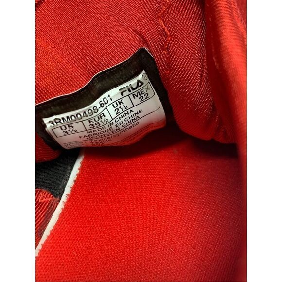 Fila Youth Big Kids Original Red Sweater Running Shoe Size 3.5 Boys Unisex - Picture 6 of 6